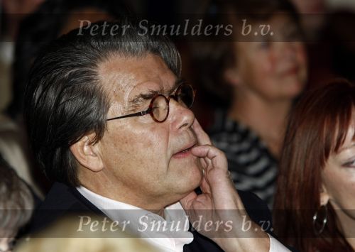 Esbeek 12 maart 2008
Emile Ratelband bij uri geller.
Peter Smulders bv