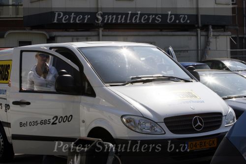 Landsmeer 25 april 2009
Ron Boszhard met zijn nieuwe vriendin Emilie Rozenga in Landsmeer.
Peter Smulders bv