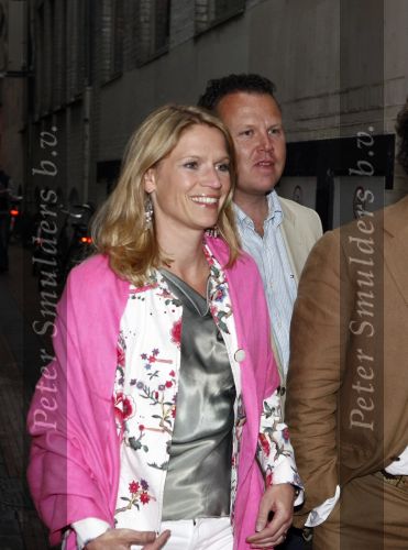 Amsterdam 31 mei 2008
Prins Maurits en Prinses Marilene vrieren hun 10 jarig huwelijksfeest in de supper Club. 
Emily Bremers met man en Vanessa Loudon