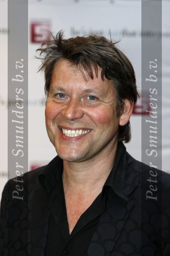 Amsterdam 16 april 2009
Premiere He \'s not just into you in Tuschinski. Eric v d Hoff
Peter Smulders bv