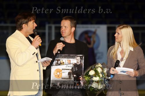 Amsterdam 23 oktober 2007
Presenatie sterrendansen op het ijs van SBS6 op de jaap eden baan. Erik Hulzenbosch
Peter Smulders bv