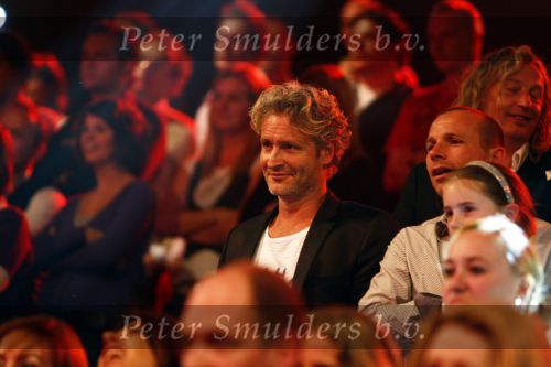 Hilversum 9 mei 2009
Finale x factor in studio 22 met Lisa en Rachel. Martijn Krabbe en Wendy v Dijk presenteren x factor. Erland Galjaard
Peter Smulders bv