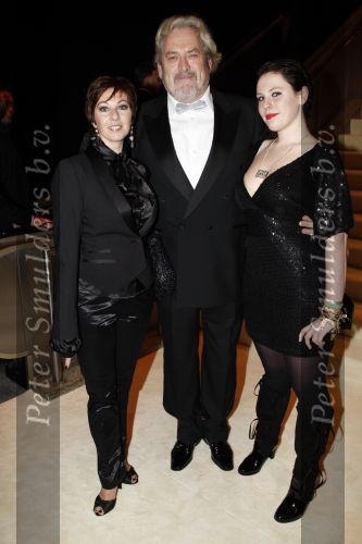 Amsterdam 6 december 2007
Miljonairsfair 2007 in de rai te amsterdam. Vip avond. Ernst daniel Smid met vrouw en dochter