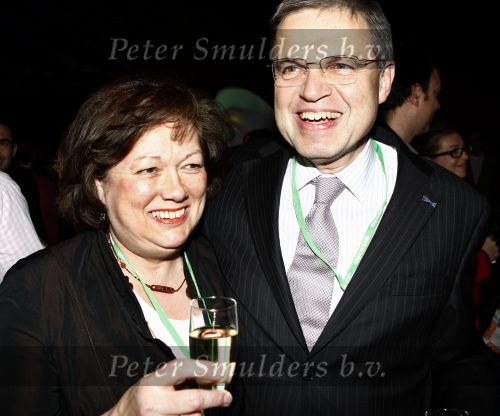 Amsterdam 29 februari 2008
Premiere Circus du soleil. Ernst Hirsch balin met vrouw
Peter Smulders bv