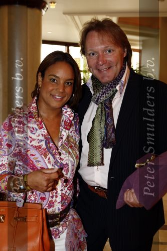 Noordwijk 17 mei 2009
Feest Astrid Engels bij de hotels van Oranje. Erwin kettman met vriendin
Peter Smulders bv
