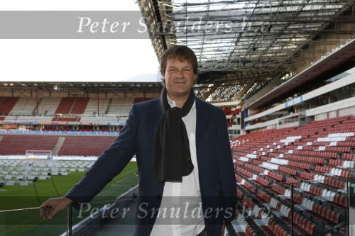 Eindhoven, 30 Oktober 2007
Erwin Koeman tijdens een intervieuw in het PSV stadion in Cafe/Restaurant \