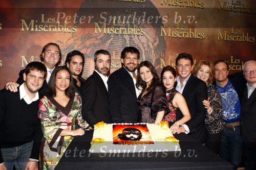 Amsterdam 22 februari 2008
eerste repetitiedag les Miserables in de focus studios. Hoofdrollen zijn er voor Rene v Kooten Wim v d Driessche Jamai Loman  Suzan Seegers Nurlaila Karim Celine Purcell Freek bartels Carlo Boszhard en Marjolein Algera.  Erwin v Lambaart