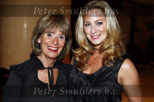 Amsterdam 13 september 2008
Modeshow Mart Visser in het Hilton hotel. 
Fabienne de Vries met moeder