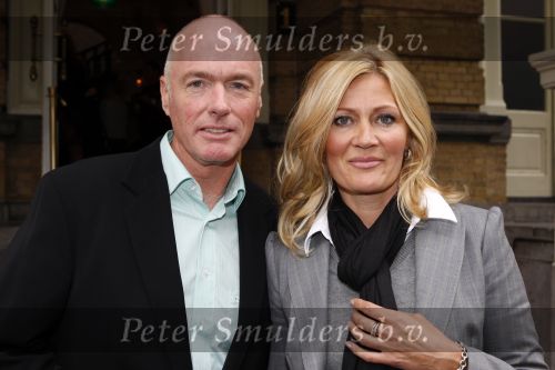 Amsterdam 9 september 2007
Modeshow Frans Molenaar in het Amstel Hotel met oa Kim Feenstra Micky Hoogendijk en Irene v d Laar. Ferdi Bolland met zijn vrouw