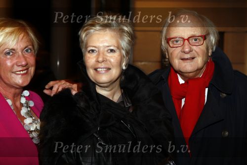Amsterdam 7 maart 2009
Modeshow Mart Visser in het Hilton. ferry Hoogendijk met vrouw en Annemarie v Helden
Peter Smulders bv