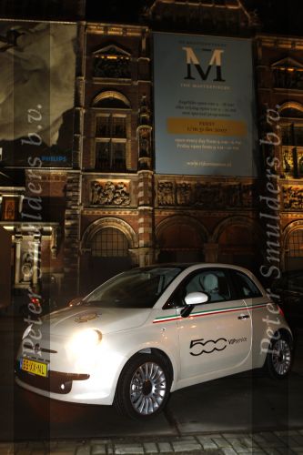 Amsterdam 22 november 2007
Nieuwe fiat 500 voor het rijksmuseum.