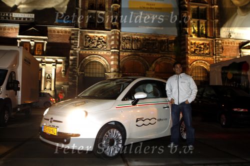 Amsterdam 22 november 2007
Nieuwe fiat 500 voor het rijksmuseum.