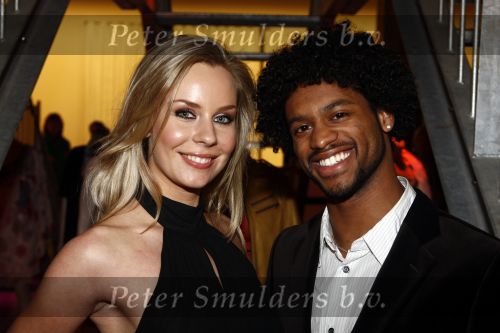 Amsterdam 2 maart 2009
Modeshow Jos Raak bij Loods 6 in Amsterdam. Frances de Jong met vriend
Peter Smulders bv