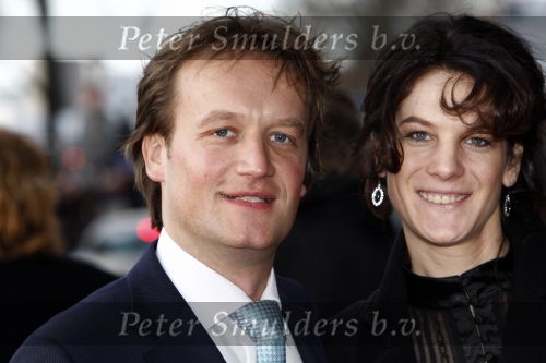 Amsterdam 1 februari 2008
Feest koningin Beatrix en Prinses Margriet voor hun 70e en 65e verjaardag in Carre.
Frank Houben jr met vrouw