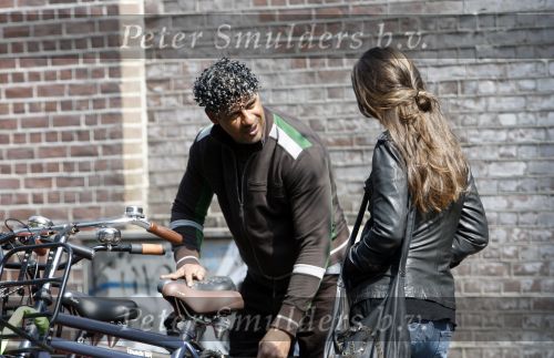 Amsterdam 13 april 2009
Frank Rijkaard met zijn nieuwe vriendin Stephanie Fransen. Ze vertrekken bij zijn nieuwe huis en gaan lunchen bij het Hilton hotel.
Peter Smulders bv