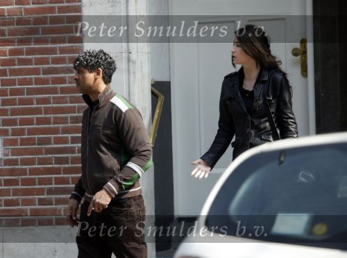 Amsterdam 13 april 2009
Frank Rijkaard met zijn nieuwe vriendin Stephanie Fransen. Ze vertrekken bij zijn nieuwe huis en gaan lunchen bij het Hilton hotel.
Peter Smulders bv