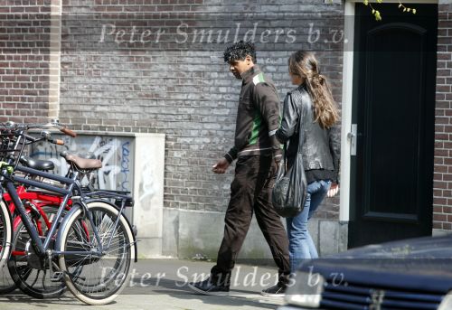 Amsterdam 13 april 2009
Frank Rijkaard met zijn nieuwe vriendin Stephanie Fransen. Ze vertrekken bij zijn nieuwe huis en gaan lunchen bij het Hilton hotel.
Peter Smulders bv