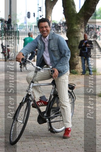 Amsterdam, 15 Mei 2008
Nominatie Musical Award 2008
Frank Sanders  kwam op zijn fiets even een bezoekje brengen