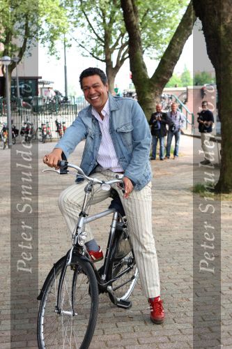 Amsterdam, 15 Mei 2008
Nominatie Musical Award 2008
Frank Sanders  kwam op zijn fiets even een bezoekje brengen