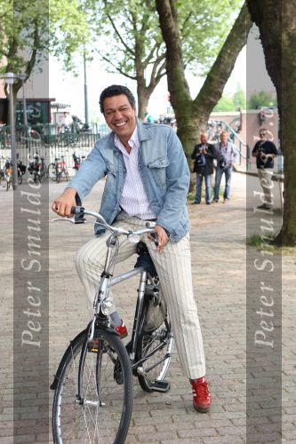 Amsterdam, 15 Mei 2008
Nominatie Musical Award 2008
Frank Sanders  kwam op zijn fiets even een bezoekje brengen