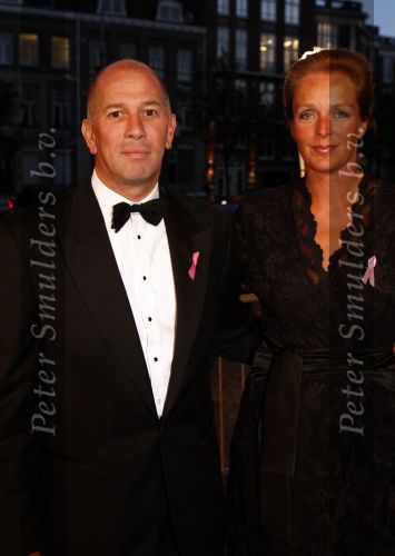 Amsterdam 29 september 2008
Pink Ribbon gala in het concert gebouw.Frank Schmitt met vriendin
Peter Smulders bv