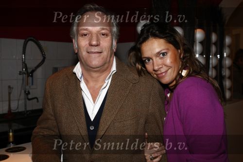 Naarden 30 januari 2009
Jan des Bouvrie krijgt een koninklijke onderscheiding, lintje bij het arsenaal.Frank Wisse met Gaby Hingst
Peter Smulders bv