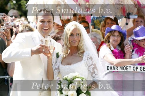 Fijnaart - Willemstad 9 mei 2008
Frans Bauer en Mariska Bauer trouwen. 
Christiaan Frans jr en Jan zijn er natuurlijk bij.