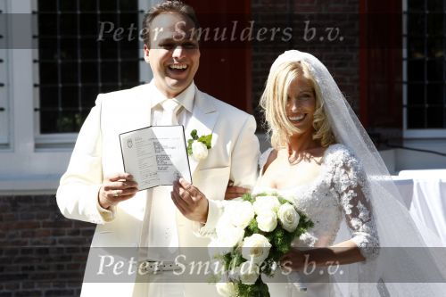 Fijnaart - Willemstad 9 mei 2008
Frans Bauer en Mariska Bauer trouwen. 
Christiaan Frans jr en Jan zijn er natuurlijk bij.