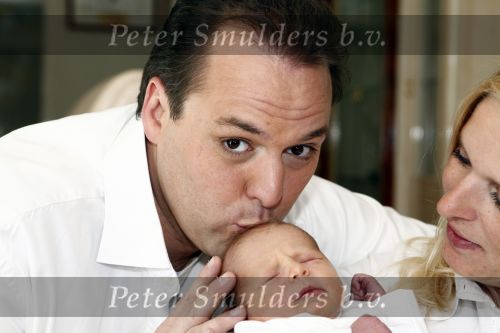 Fijnaart 11 mei 20-09
Frans en Mariska bauer met hun lasatste aanwinst Lucas. Ook Christiaan Frans en Jan waren natuurlijk aanwezig.
Peter Smulders bv
