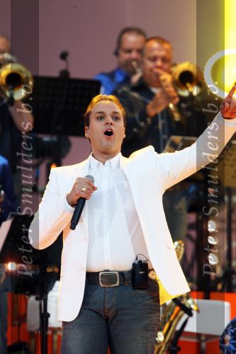 Eindhoven, 14 Juni 2008
Het 3e van de vier Concerten van Guus Meeuwis in het PSV stadion 2008
