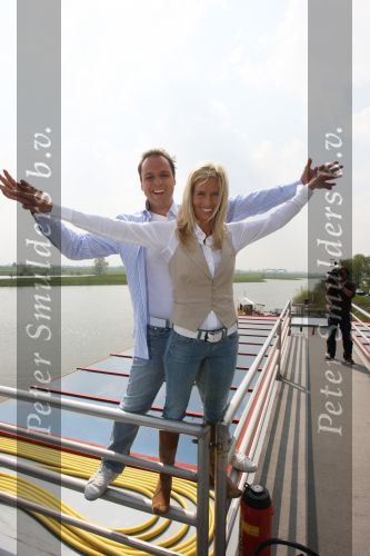 Oosterbeek, 24 April 2008
Frans Bauer komt samen met zijn a.s. vrouw Mariska Bauer aan met de helicopter.
Zij zijn gelandt op de huwelijksboot de \