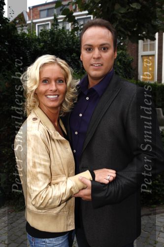Breda 26 augustus 2008
Muziekfeest van de Tros op de grote markt in Breda. 
Frans Bauer en Mariska Bauer
