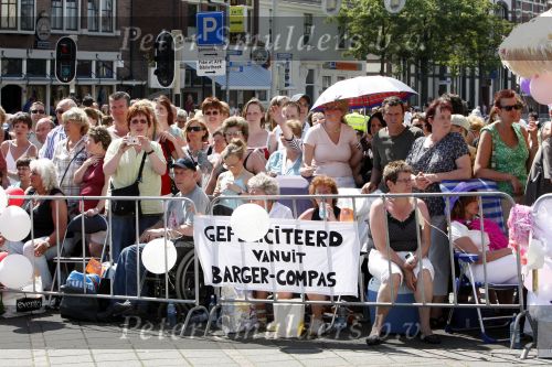 Fijnaart - Willemstad 9 mei 2008
Frans Bauer en Mariska Bauer trouwen. 
Christiaan Frans jr en Jan zijn er natuurlijk bij.