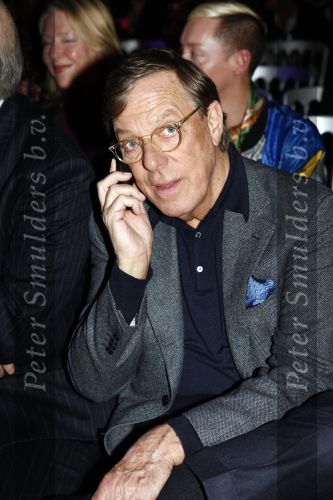 Amsterdam 24 januari 2008
Elle style award. Frans Molenaar met gsm
