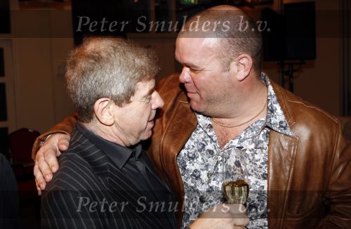 Bussum 24 januari 2008
Omroepman van het jaar verkiezing bij Jan Tabak. Frits Barend met Paul de Leeuw