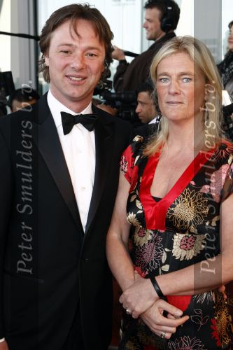 Rotterdam 20 april 2008
Premiere les Miserables  in het nieuwe Luxor theater. Frits Sissing met vrouw
Peter Smulders bv