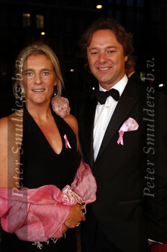 Amsterdam 29 september 2008
Pink Ribbon gala in het concert gebouw.Frits Sissing met vrouw
Peter Smulders bv