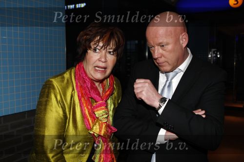 Amsterdam 3 april 2008
Openingsfeest van de politieke partij trots op NL van Rita Verdonk in de passengers terminal. Frits Wester met zesde zintuig deelneemster Liesbeth
Peter Smulders bv