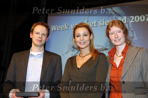 Amstedam 19 november 2007
Froukje de Both bij presentatie bij de week van het sieraad in de beurs v Berlage.