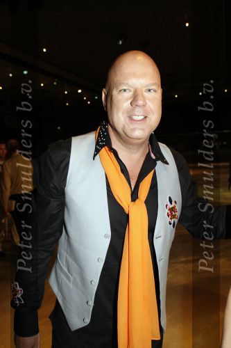 Amsterdam 23 oktober 2007
Nance Coolen en Gerard Joling bij presentatie sterren dansen op het ijs van sbs6  op de jaap eden baan. Gaston Starreveld