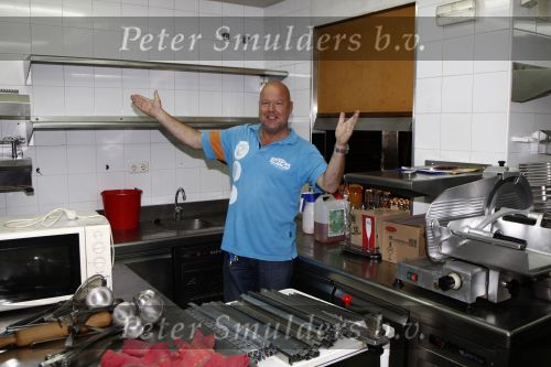 Marbella 23 april 2008

gaston Starreveld bij de verbouwing van zijn grand cafe Juul en zijn nieuwe huis.
Peter Smulders bv