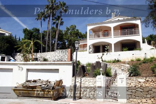 Marbella 23 april 2008

gaston Starreveld bij de verbouwing van zijn grand cafe Juul en zijn nieuwe huis.
Peter Smulders bv