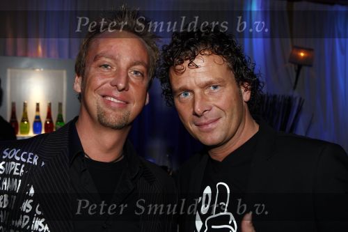 Uitgeest 16 januari 2008
Nieuwjaarsreceptie henk geels in bob\'s saloon. Gebroeders Ko