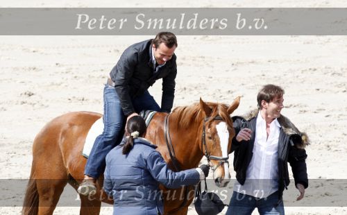 Schagen 17 april 2008
Opnames videoclip Gerard Joling met paarden op het strand. Geert Hoes en Wino Ontzigt zijn ook aanwezig.
Peter Smulders bv