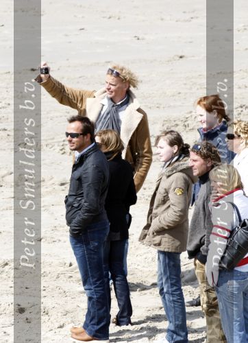 Schagen 17 april 2008
Opnames videoclip Gerard Joling met paarden op het strand. Geert Hoes en Wino Ontzigt zijn ook aanwezig.
Peter Smulders bv