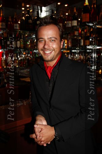 Amsterdam 21 april 2008
Presentatie musical Piaf bij restaurant le Garage. Liesbeth List Geert Hoes Daphne Flint Esther Roord jan elbertse en Ara Halici.
Peter Smulders bv