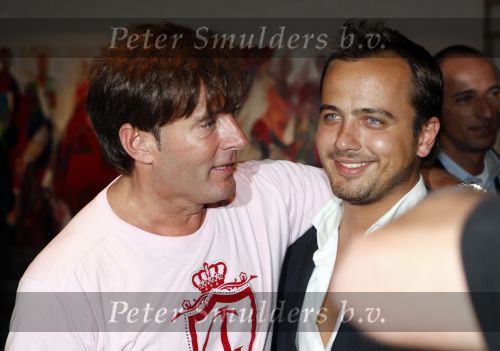 Amsterdam 24 mei 2008
Toppers in concert in de amsterdam arena met Rene Froger Gerard Joling en Gordon. 
Gerard Joling met vriend Geert Hoes