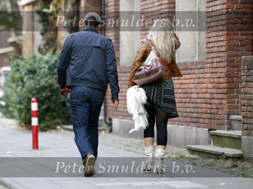 Amsterdam 26 oktober 2008
Geert Hoes met een vriendin op de beethovenstraat.