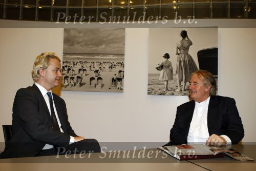 Den Haag 23 januari 2009 
Karel Hille interviewt Geert Wilders in de tweede kamer.
Peter Smulders bv