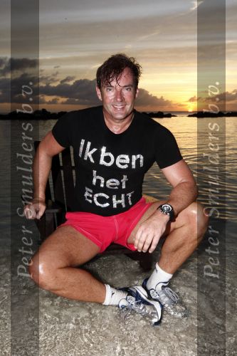 Curacao 2 januari 2009
Gerard Joling hard aan het lopen op Curacao. Hij loopt elke dag 10 km om fit te blijven.
Peter Smulders bv